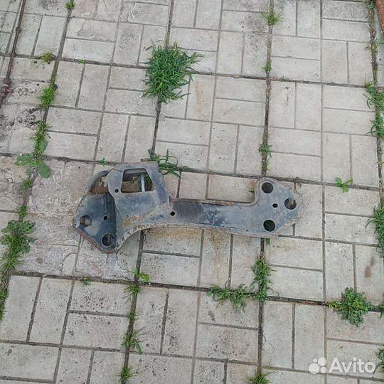 Bmw x5 e53 опорная балка коробки передач