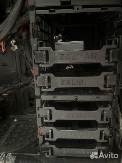 Корпус Zalman H1 full tower