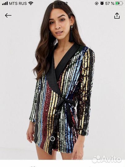 Платье с пайетками