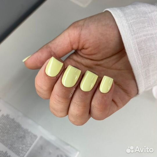 Маникюр с покрытием гель лак