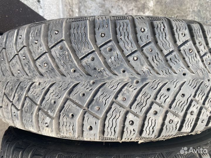 Michelin X-Ice North 4 185/65 R15