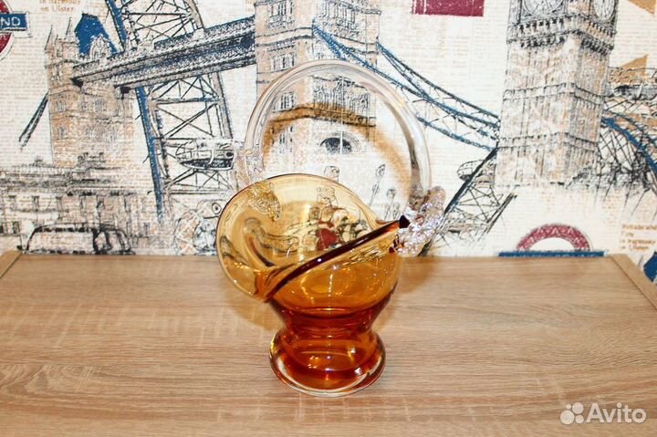 Ваза конфетница из цветного стекла