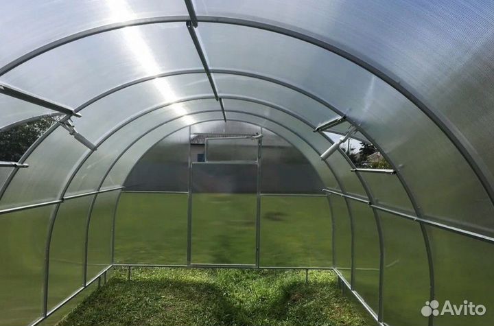 Теплица из поликарбоната