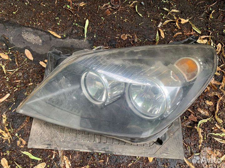 Opel astra h фара левая черная ориг
