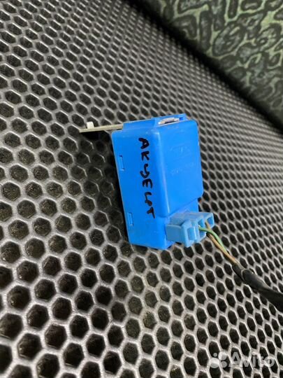 Реле 96831-25000 Hyundai accent 2