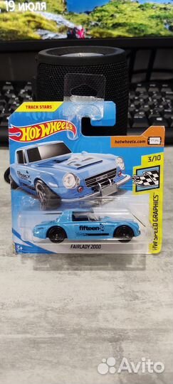 Hot Wheels 1:64 Nissan / Datsun