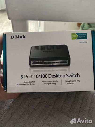 Коммутатор D-Link DES-1005A