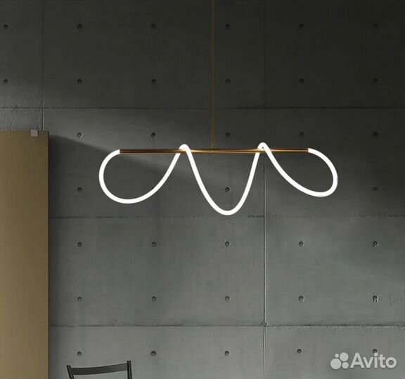 Люстра потолочная светодиодная дизайнерская золото