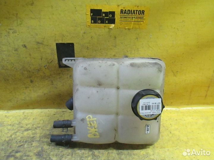 Бачок расширительный на Mazda Axela bkep LF-VE