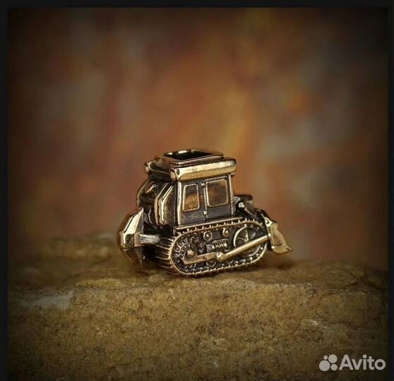 Бусина Темляк Брелок Бульдозер Экскаватор Трактор