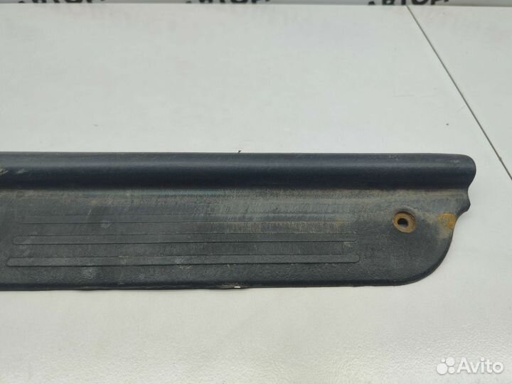 Накладка порога передняя правая Hyundai Accent X3