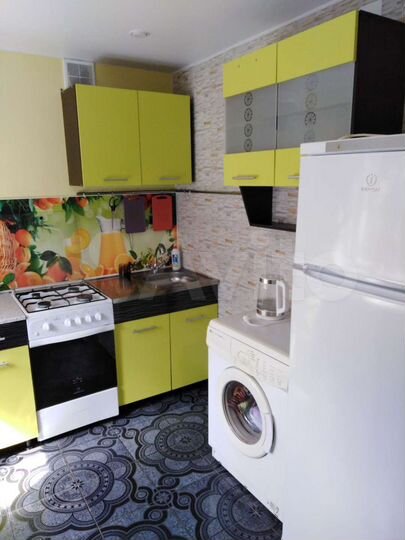 2-к. квартира, 45 м², 2/4 эт.