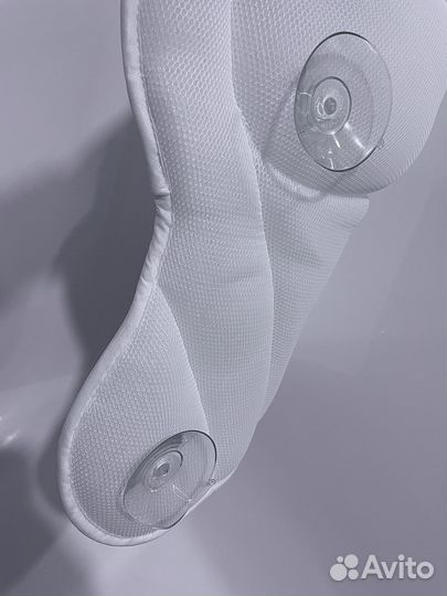 Подушка под голову для ванной