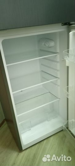 Минихолодильник с морозильной бу