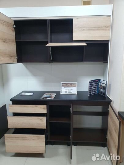 Кухонный гарнитур новый