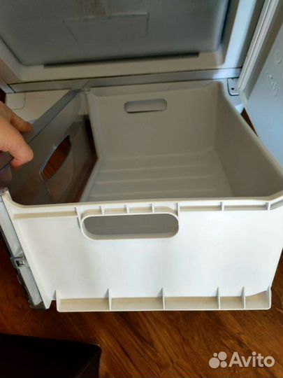 Холодильник Indesit