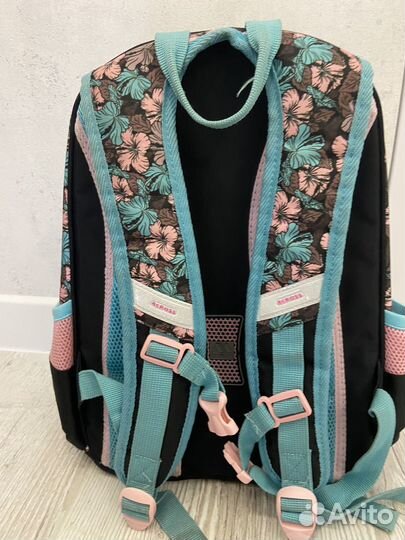 Рюкзаки ранцы для школы