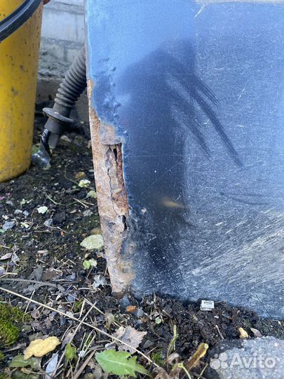 Дверь передняя левая рено логан