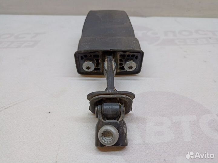 Ограничитель двери передний Volkswagen Jetta A6