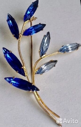 Брошь винтаж Чехословакия с цветными кристаллами