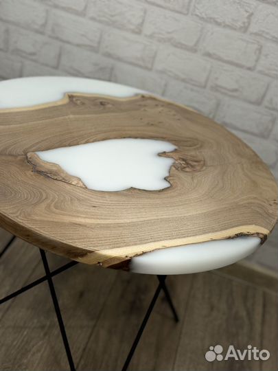 Журнальный стол