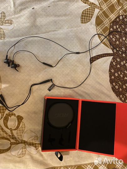 Игровые наушники