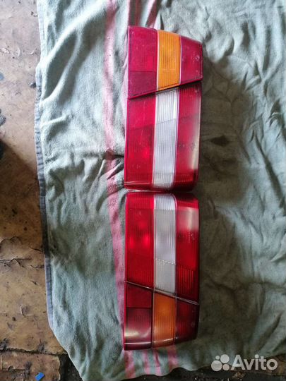 Заднии фонари комплект вольво 940 960 с90 92-98