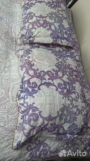 Покрывало двустороннее 220 240+подушки