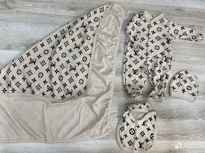 Комплект на выписку