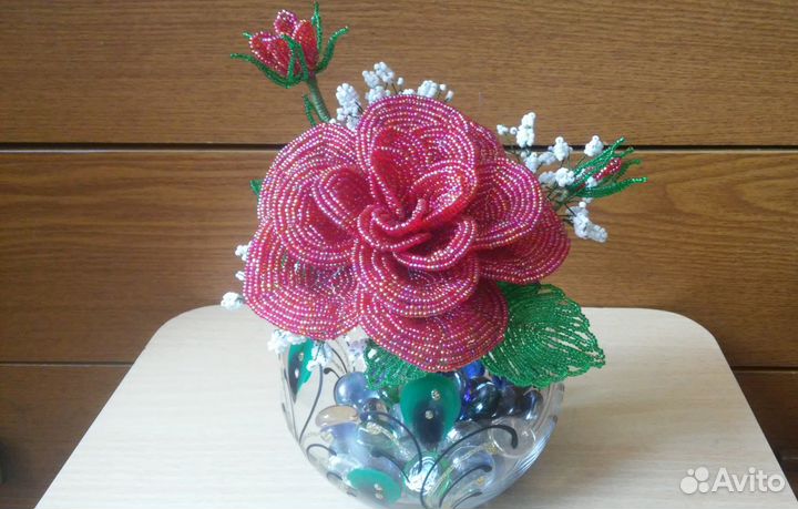 Цветы из бисера