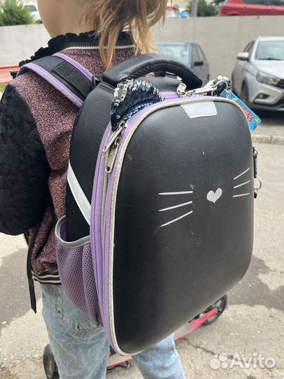 Продам школьный рюкзак ждя девочки