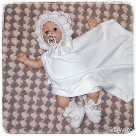 Шапочка и пинетки для новорожденных