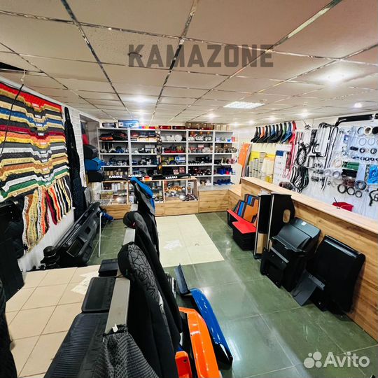 Козырек на Камаз узкий черный