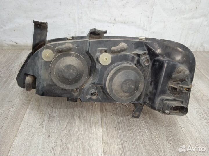 Фара передняя Chery Amulet A15 2009