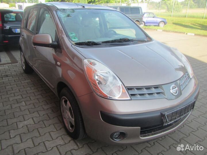 Nissan Note E11 2005-2013 на запчасти