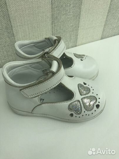 Сандалии для девочки