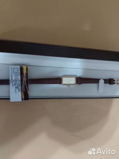 Золотые часы чайка женские