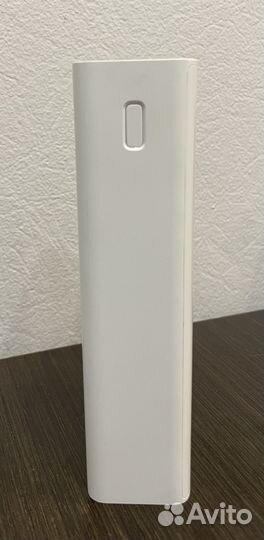 Портативный белый аккумулятор Xiaomi Mi 3 30000