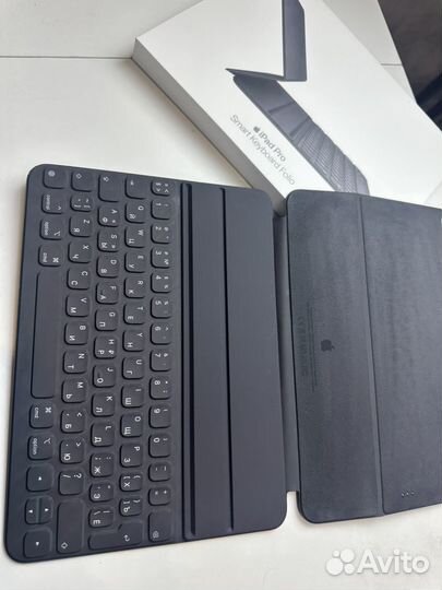 Apple SMART keyboard folio 11