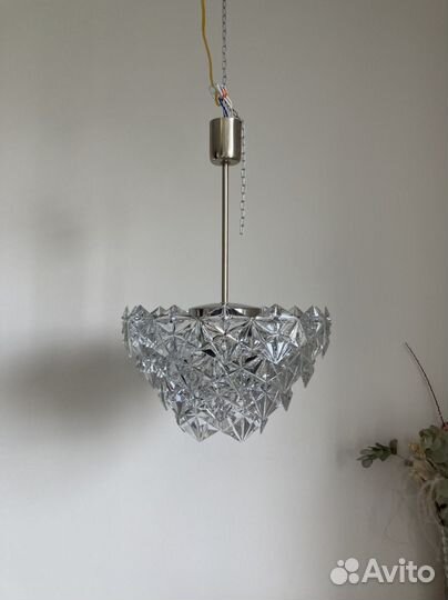 Хрустальная люстра 