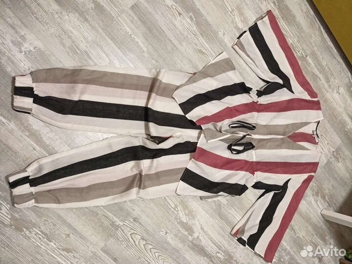 Костюм женский