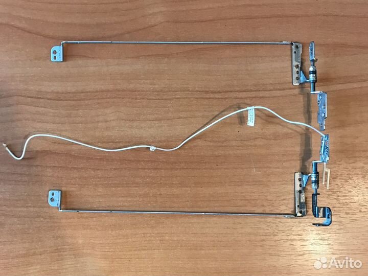 Петли матрицы для ноутбука