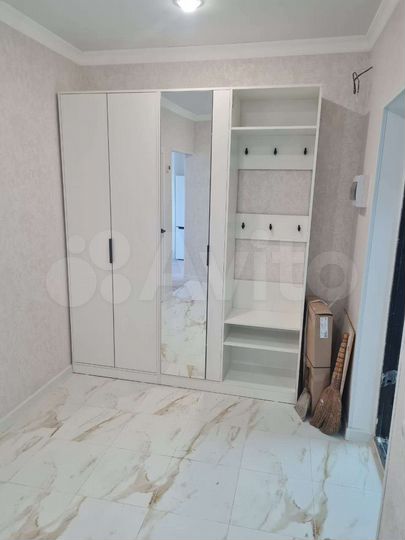 1-к. квартира, 42 м², 8/10 эт.