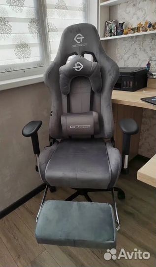 Компьютерное кресло