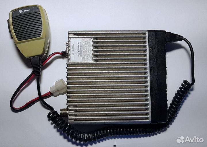 Радиостанция Vertex Standard VX-3200V