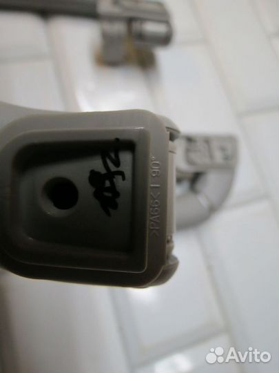 Ручка потолочная Kia Quoris