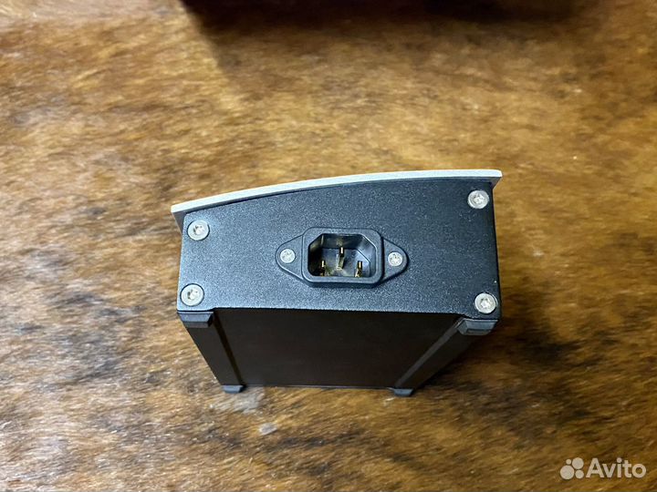 Сетевой распределитель Furutech