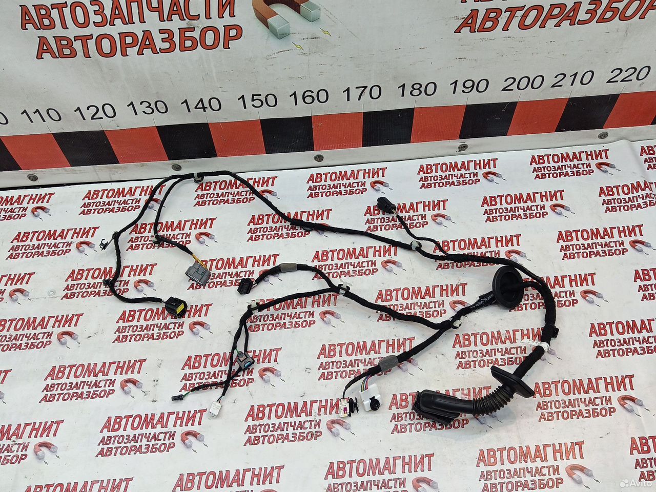 Проводка двери передней левой Чанган UNI-V