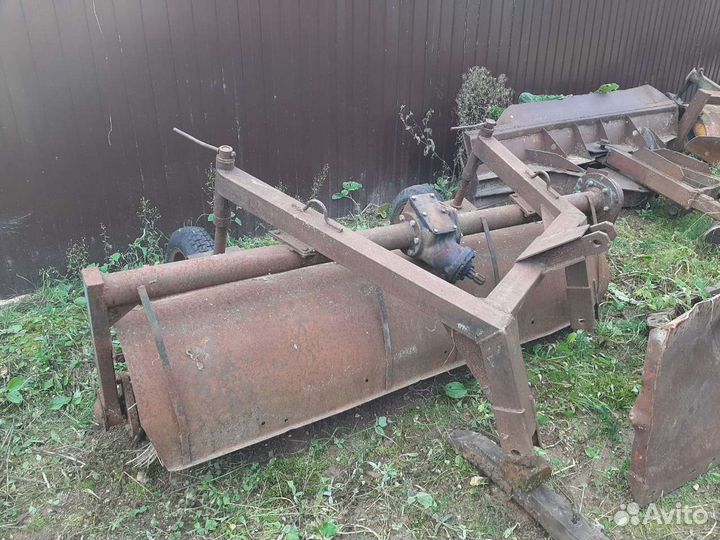 Щетка для трактора