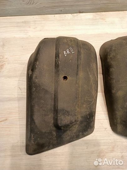 Боковая накладка на бампер передняя Ford Bronco Ii